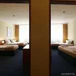 レジデンス エミー 4*
