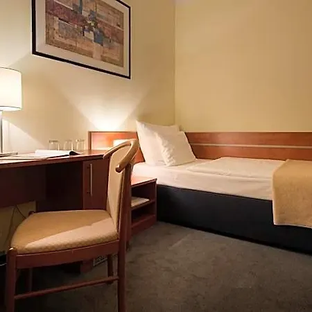 Hotel Rezidence Emmy 4*