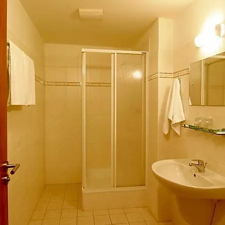Rezidence Emmy Hotel
