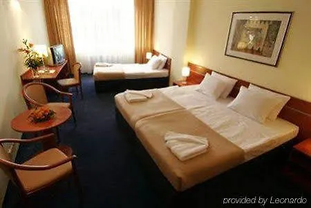 Hotel Rezidence Emmy 4*