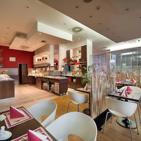 Hotell Rezidence Emmy 4*