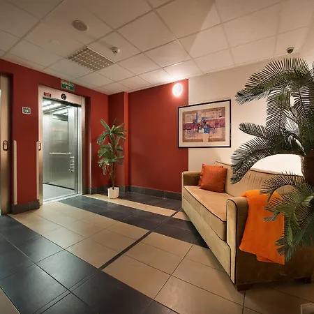 Hotell Rezidence Emmy 4*