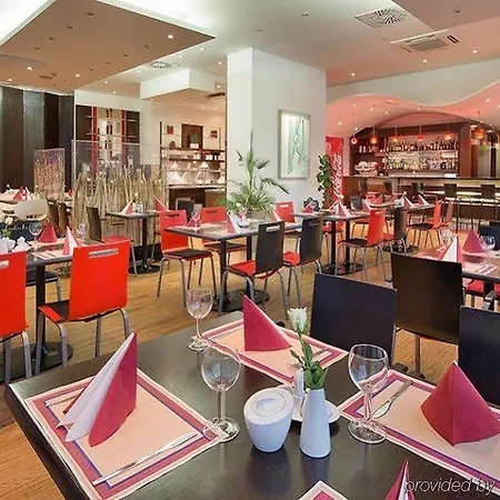 Rezidence Emmy Hotell 4*